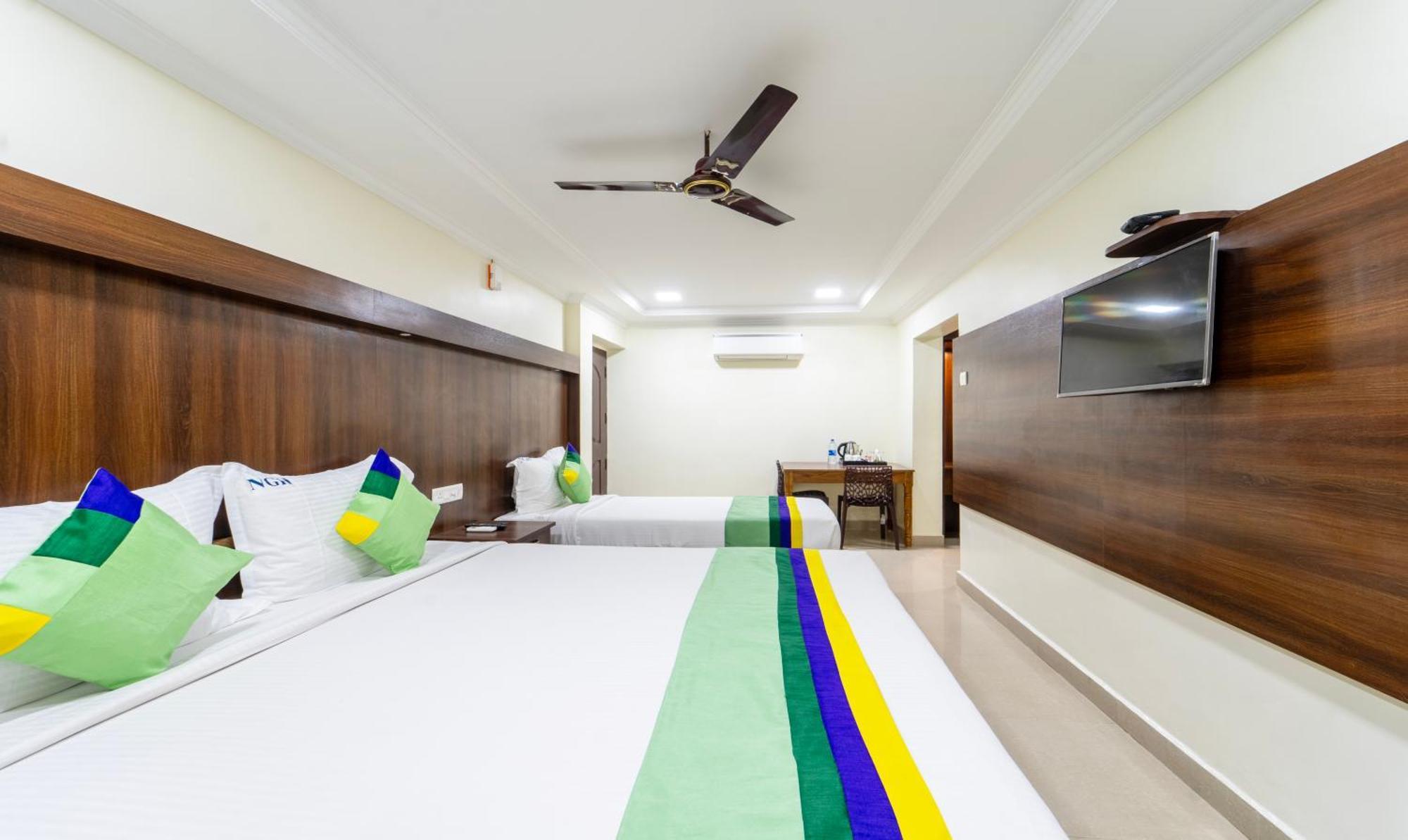 Hotel Treebo Ngh Transit