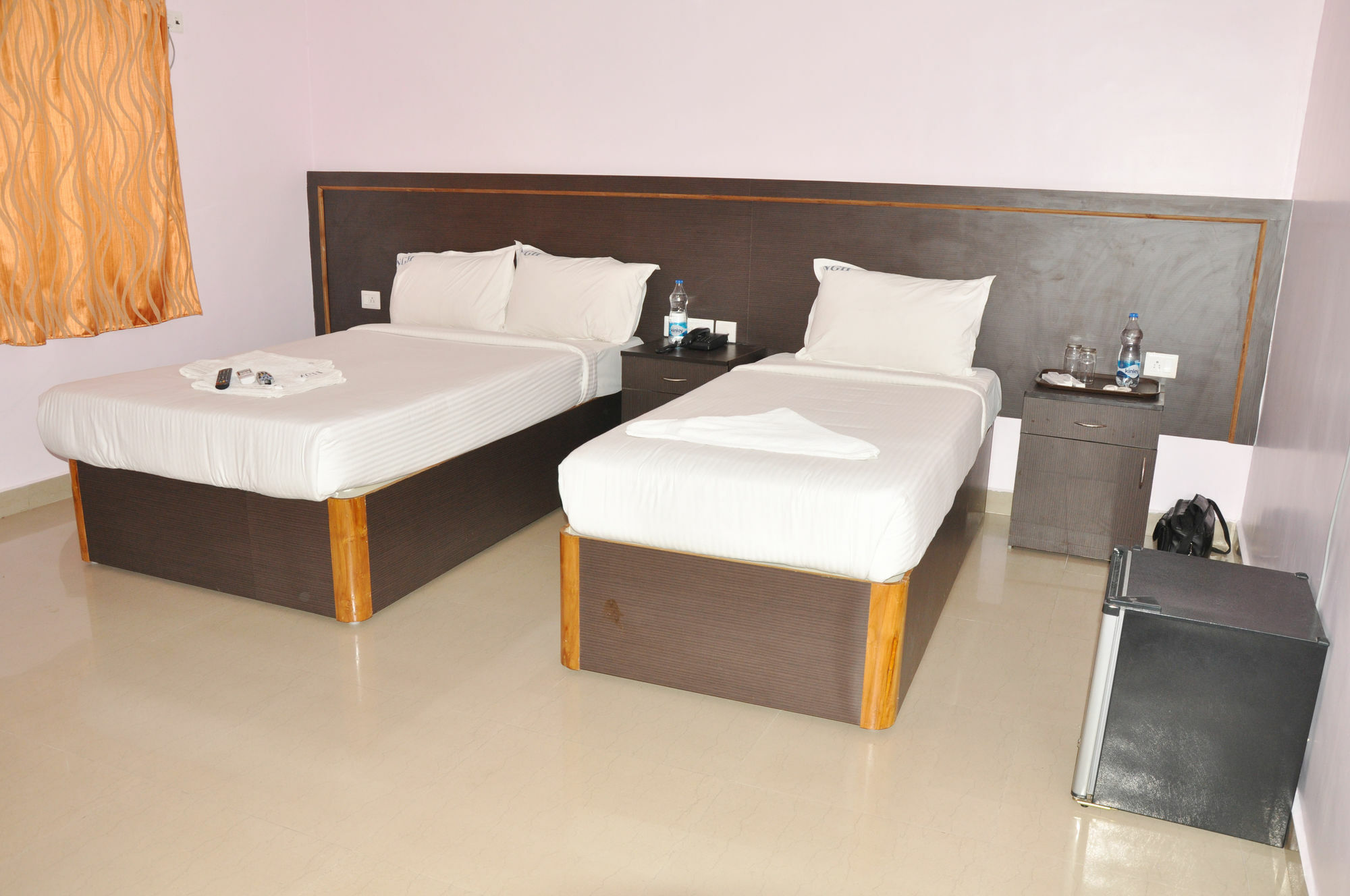 Treebo Ngh Transit 3*