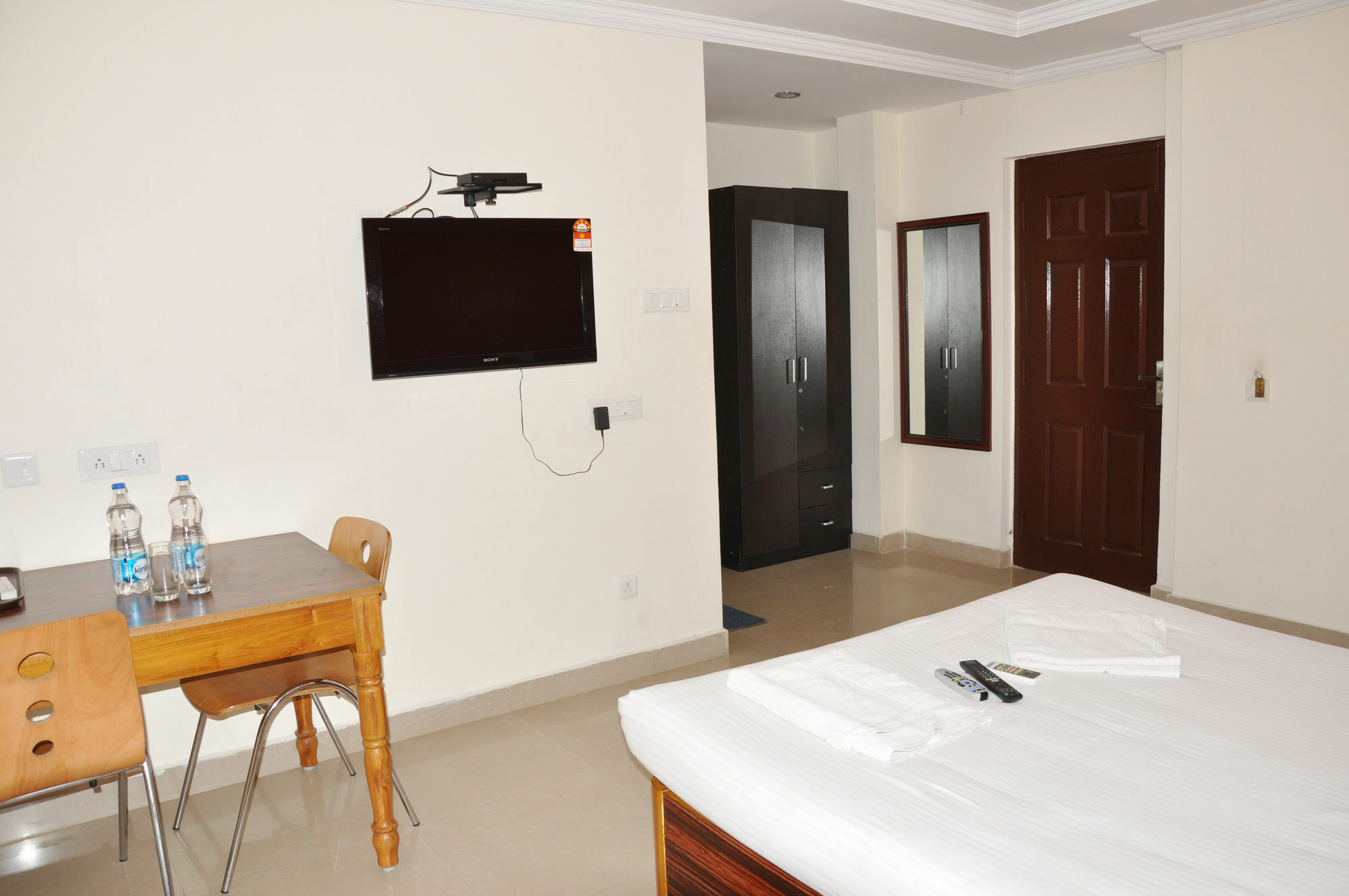 Hotel Treebo Ngh Transit 3*