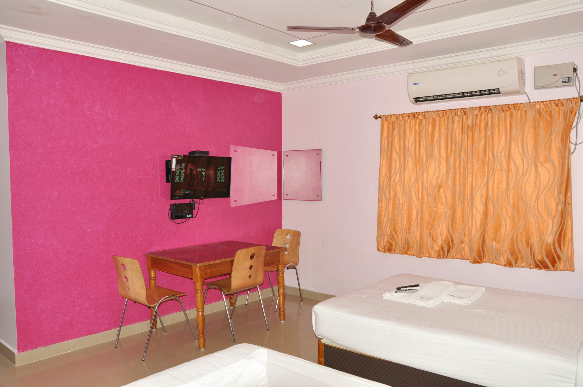 Hotel Treebo Ngh Transit Chennai