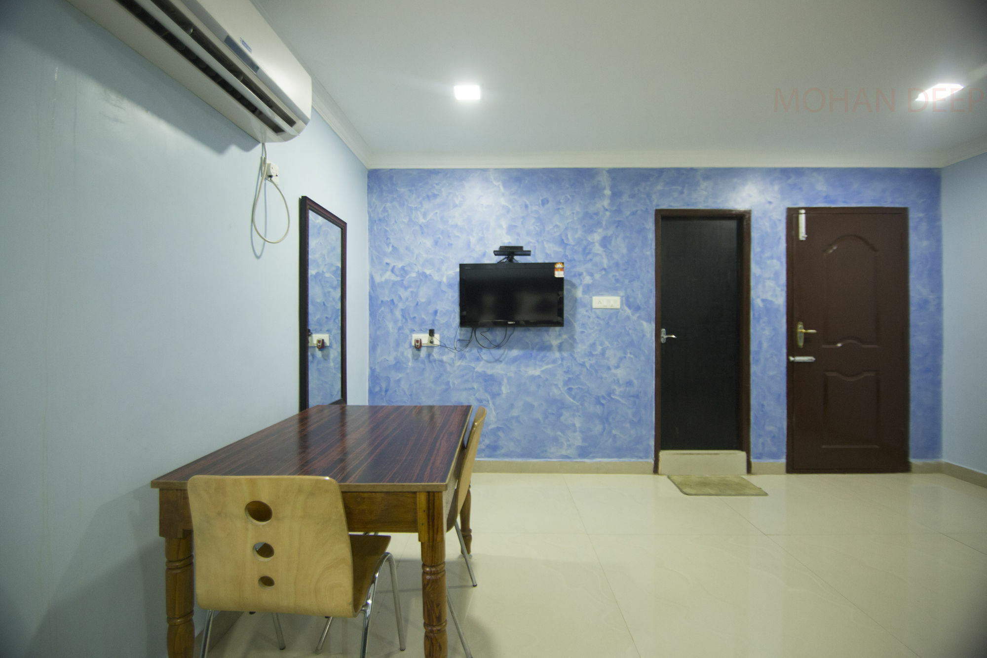 Hotel Treebo Ngh Transit 3*